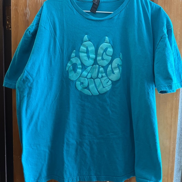 Dogs in a Pile Band Gildan Blue Short Sleeve Tee with Graphic Design. - Picture 1 of 4